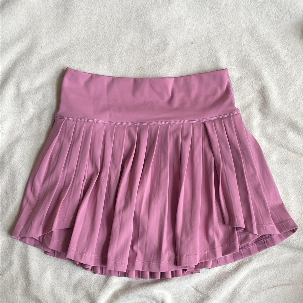 Gold Hinge Pale Berry Tiered Pleated Tennis Skirt Small